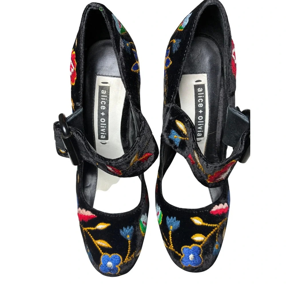 Alice + Olivia Embroidered Velvet Platform Mary Jane Block Heel Pumps EU 37 US 7
